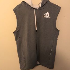 Sleeveless hoodie